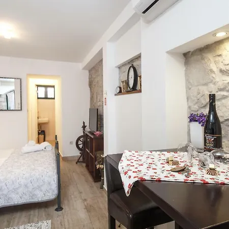 Apartment Cambi
